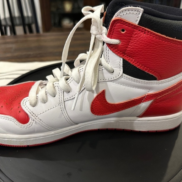 Nike Air Jordan 1 Retro High OG "Heritage" Red and White Sneakers High Top - Picture 10 of 12